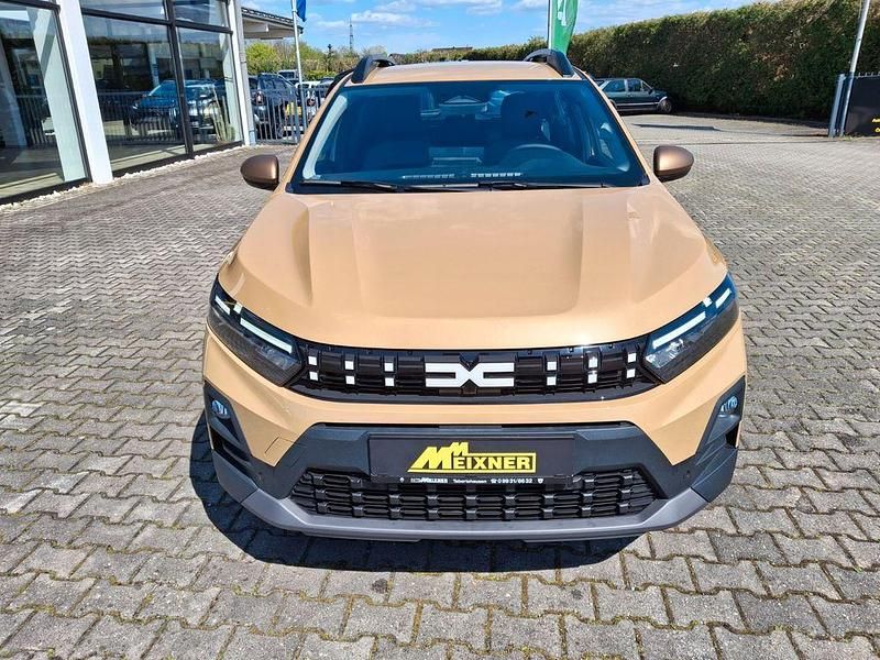 Neu Dacia Sandero Extreme 110 PS (80 kW) 2026 Beige Limousine