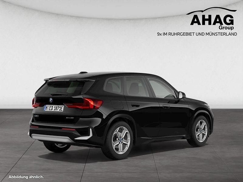 Gebraucht BMW iX1 Performance 230 kW (313 PS) 2023 Schwarz SUV