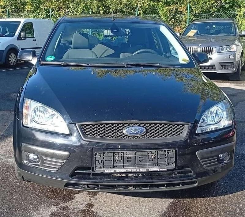Gebraucht 2008 Ford Focus Limousine | 1.799 € (Guter Preis) - Bild 1/4