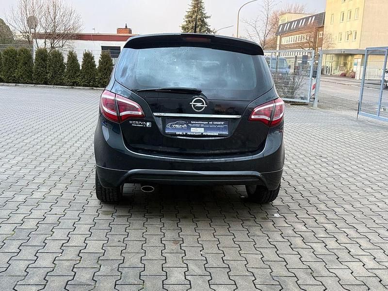 Gebraucht Opel Meriva Innovation 140 PS (102 kW) 2015 Schwarz Van / Kleinbus