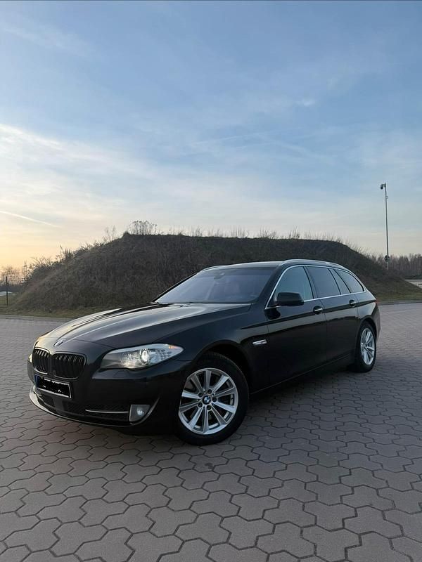 Gebraucht BMW 535 313 PS (230 kW) 2012 Schwarz Kombi