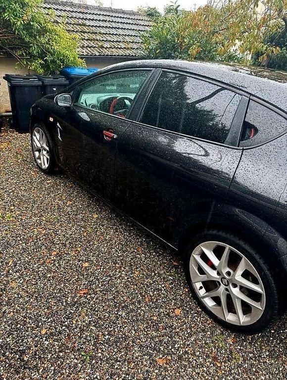 Gebraucht Seat Leon Sport 102 PS (75 kW) 2008 Schwarz Kleinwagen