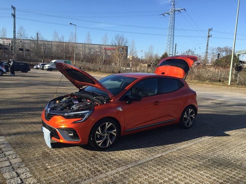 Gebraucht Renault Clio V RS Line 145 PS (106 kW) 2022 Orange Kleinwagen
