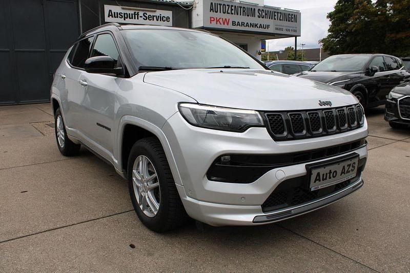Silber Gebraucht 2021 Jeep Compass SUV | 20.790 € (Fairer Preis) - Bild 1/4