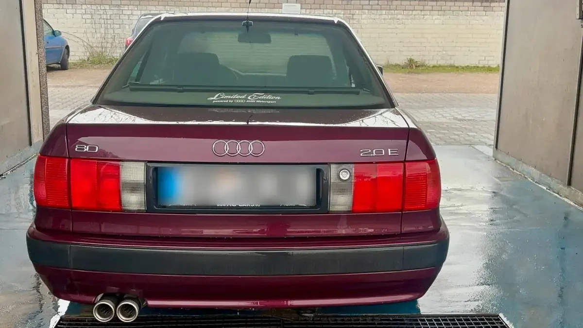 Gebraucht Audi 80 116 PS (85 kW) 1994 Rot Limousine