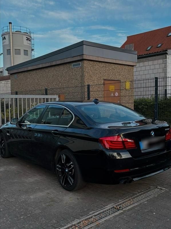 Gebraucht BMW 525 218 PS (160 kW) 2013 Schwarz Limousine