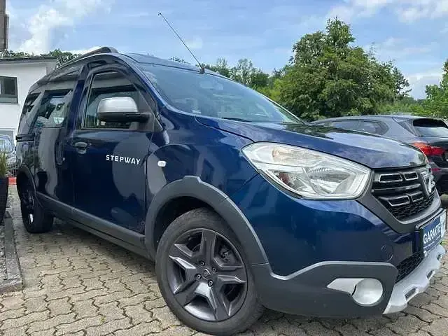 Gebraucht Dacia Dokker Stepway 116 PS (85 kW) 2017 Blau cosmos Van / Kleinbus