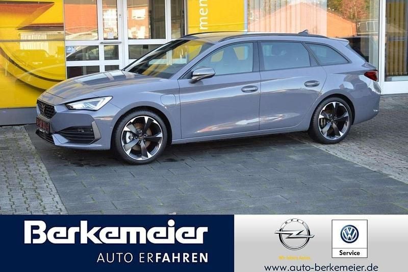 Graphengrau Gebraucht 2023 Cupra Leon Kombi | 25.875 € (Superpreis) - Bild 1/4