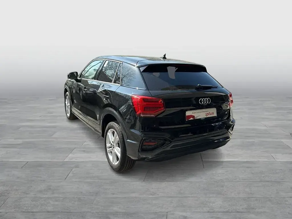 Gebraucht Audi Q2 Advanced 150 PS (110 kW) 2025 Mythosschwarz metallic SUV