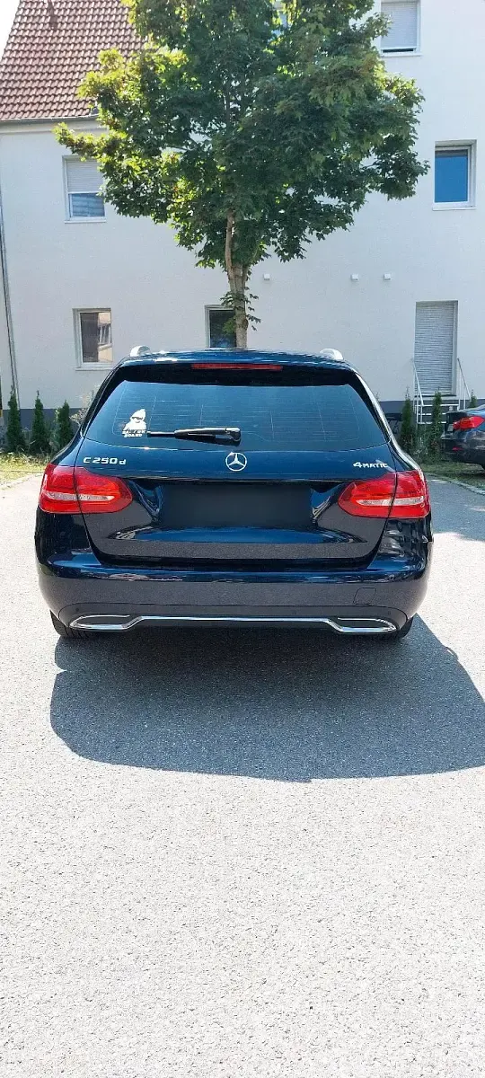 Gebraucht Mercedes C250 204 PS (150 kW) 2018 Blau Limousine