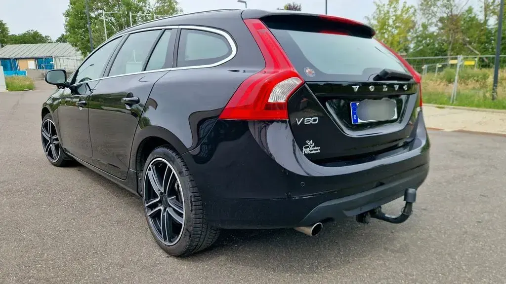 Gebraucht Volvo V60 215 PS (158 kW) 2013 Braun Kombi