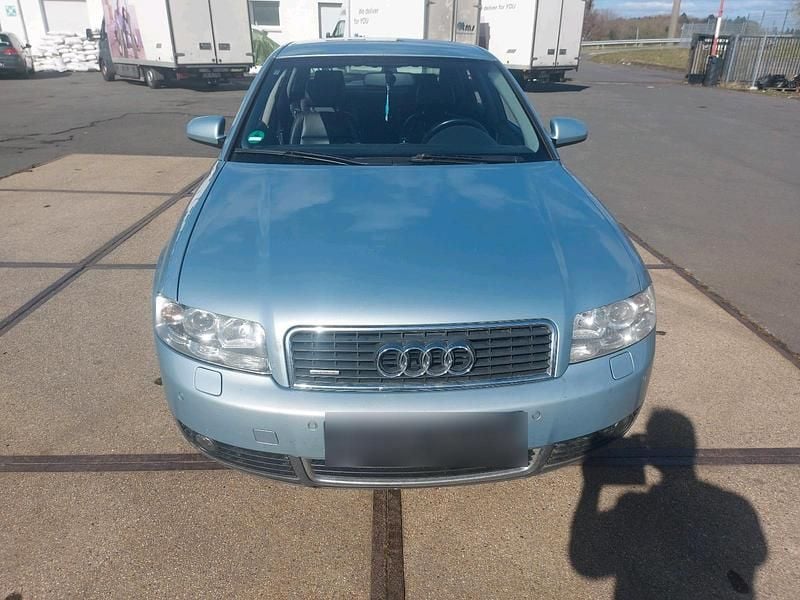Gebraucht Audi A4 180 PS (132 kW) 2001 Blau Limousine
