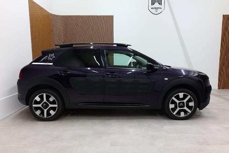 Gebraucht Citroën C4 82 PS (60 kW) 2015 Violett SUV