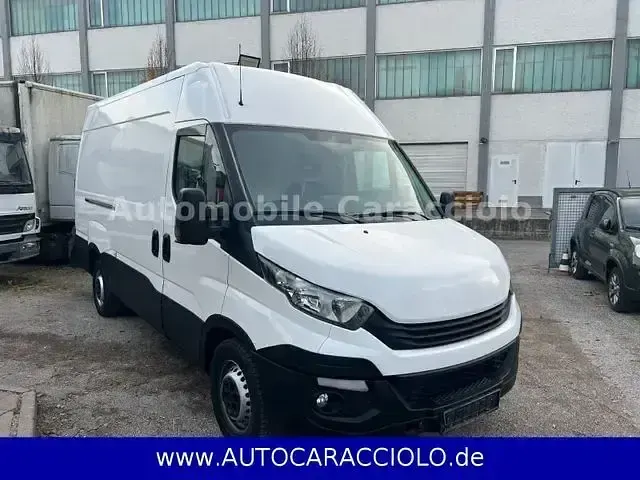 Gebraucht Iveco Daily 116 PS (85 kW) 2019 Weiss