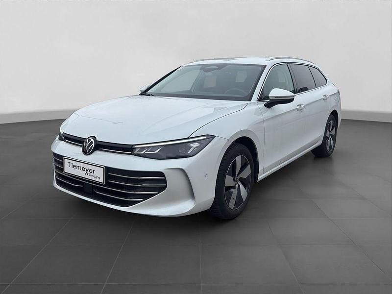 Gebraucht VW Passat Business 150 PS (110 kW) 2025 Weiß Kombi