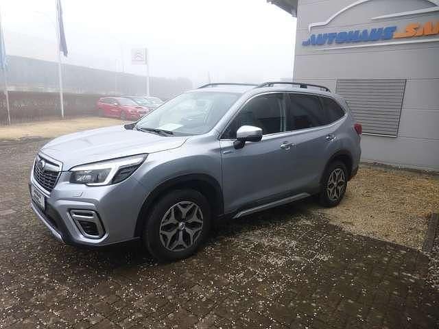 Gebraucht Subaru Forester Comfort 150 PS (110 kW) 2021 Ice silver (m) SUV