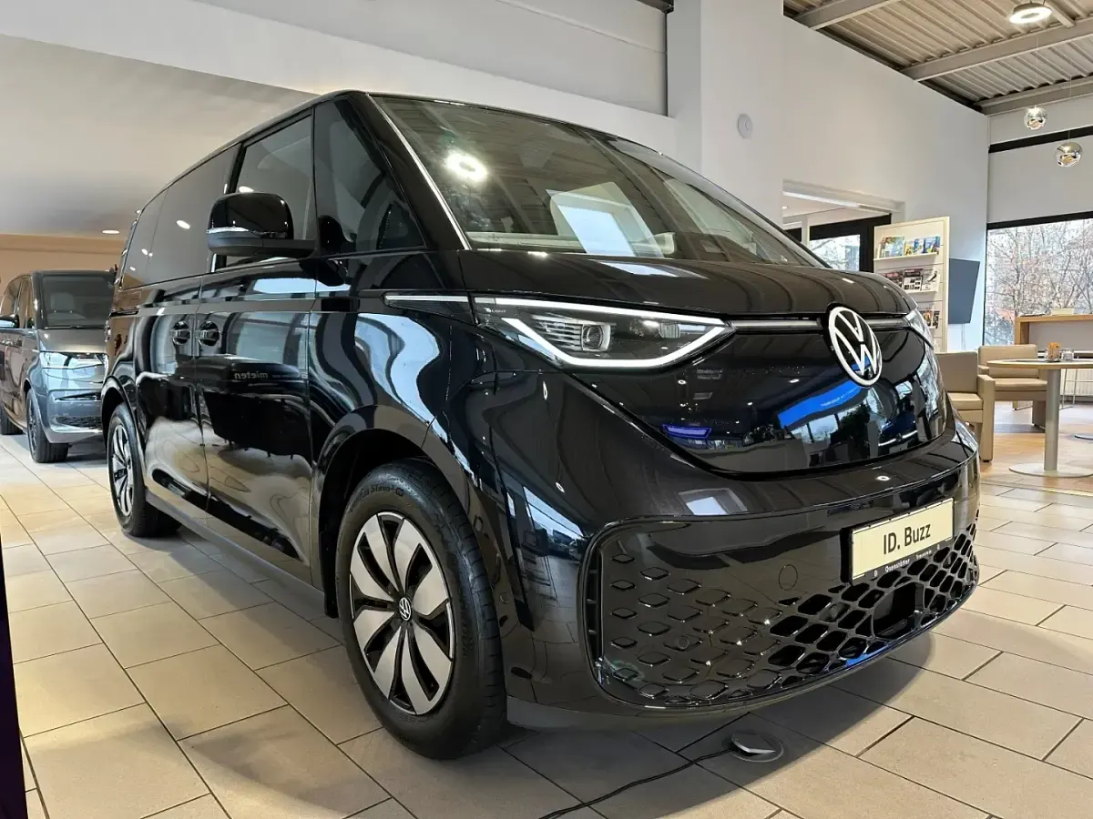 Gebraucht VW ID. Buzz Pure 125 kW (170 PS) 2025 Schwarz Van / Kleinbus
