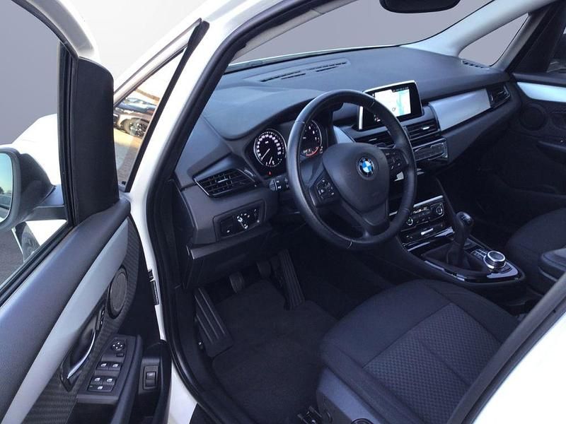 Gebraucht BMW 218 Advantage 136 PS (100 kW) 2021 Weiss Kombi