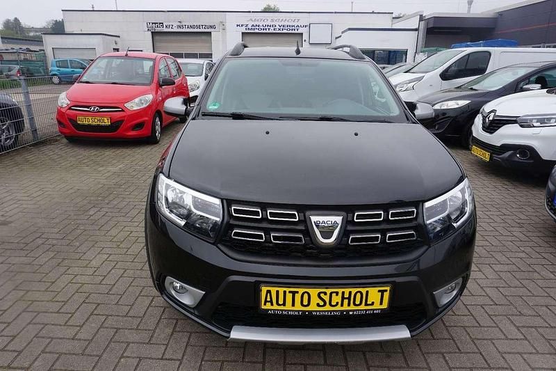 Gebraucht Dacia Logan MCV Stepway 90 PS (66 kW) 2020 Schwarz Kombi