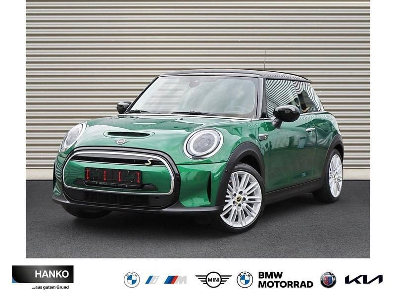 Grün Gebraucht 2021 Mini Cooper SE Kleinwagen | 17.900 € (Etwas zu teuer) - Bild 1/3