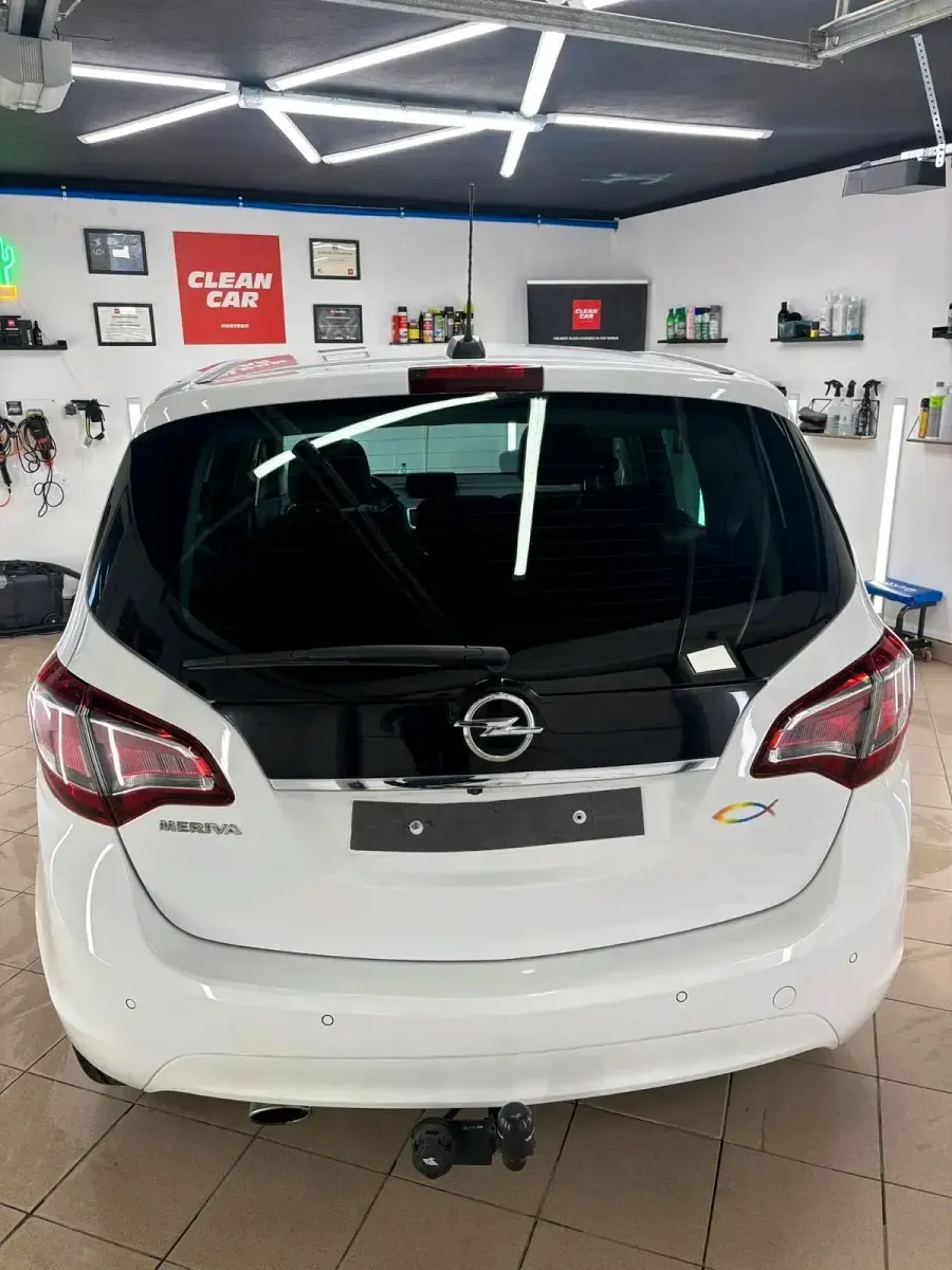 Gebraucht Opel Meriva 140 PS (102 kW) 2017 Weiß Van / Kleinbus