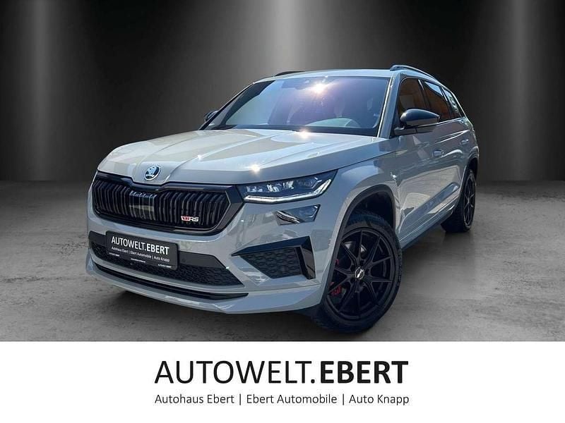 Grau Gebraucht 2023 Skoda Kodiaq RS SUV | 44.690 € (Guter Preis) - Bild 1/4