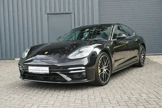 Gebraucht Porsche Panamera Turbo S 630 PS (463 kW) 2021 Schwarz Kleinwagen