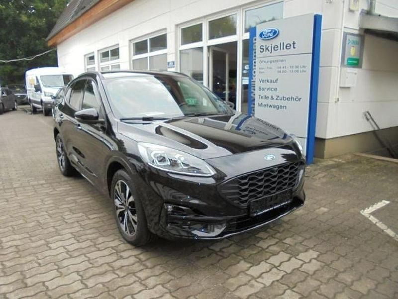 Gebraucht Ford Kuga ST-Line X 152 PS (111 kW) 2022 Obsidianschwarz metallic (metallic) SUV