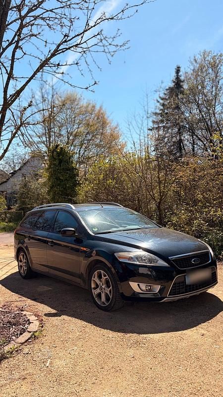 Gebraucht Ford Mondeo 140 PS (102 kW) 2010 Schwarz Kombi