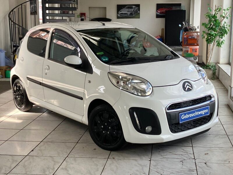 Weiss Gebraucht 2012 Citroën C1 Tendance Kleinwagen | 4.390 € (Fairer Preis) - Bild 1/4
