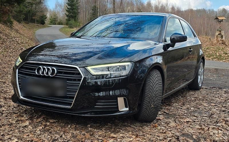 Gebraucht Audi A3 Ambiente 110 PS (80 kW) 2016 Schwarz Kombi