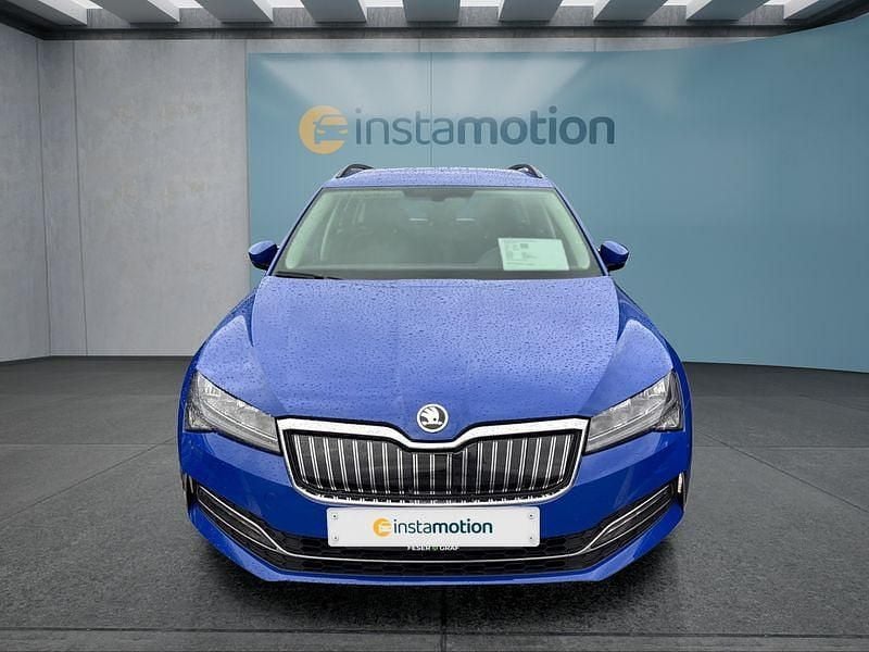 Gebraucht Skoda Superb 218 PS (160 kW) 2021 Blau Kombi