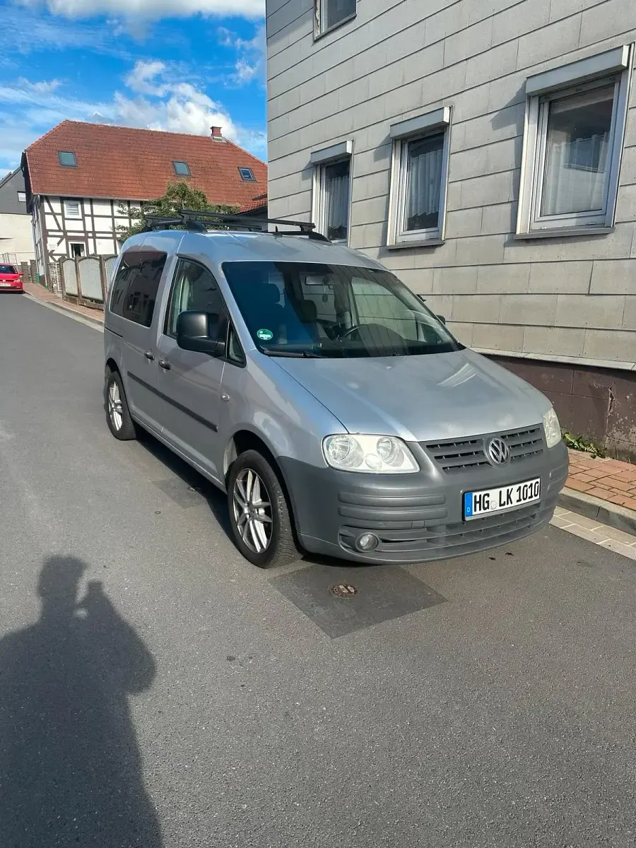 Gebraucht VW Caddy Life 105 PS (77 kW) 2004 Silber Van / Kleinbus