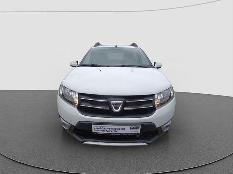 Gebraucht Dacia Sandero Prestige 91 PS (66 kW) 2015 Weiß Limousine