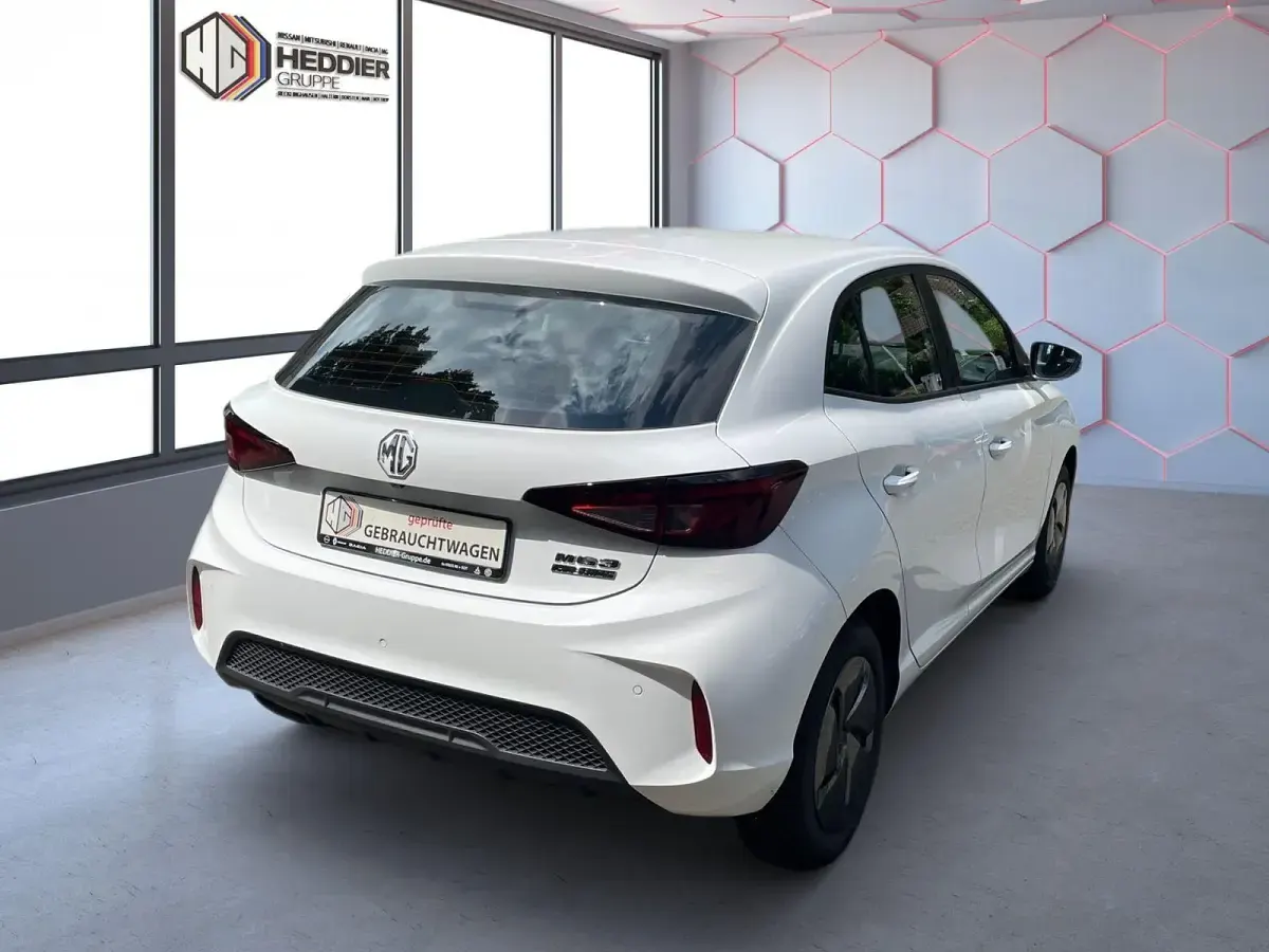 Gebraucht MG MG3 102 PS (75 kW) 2024 Weiß Kleinwagen