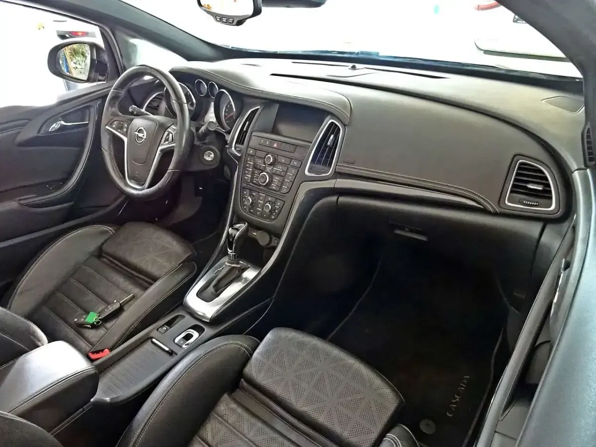 Gebraucht Opel Cascada Active 170 PS (125 kW) 2017 Schwarz Cabrio
