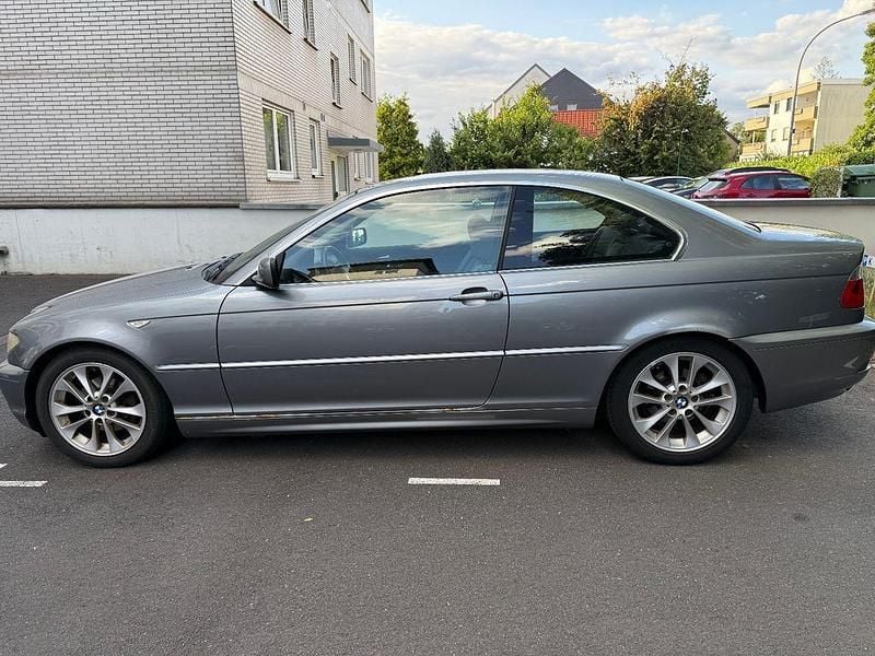 Second-hand BMW 320 170 CP (125 kW) 2004 Argintiu Coupe