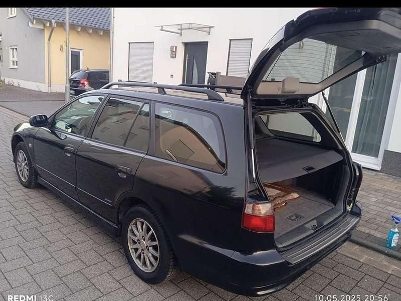 Gebraucht Mitsubishi Galant Elegance 133 PS (97 kW) 2002 Schwarz Kombi