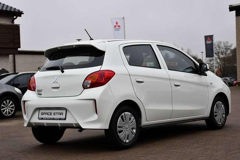 Gebraucht Mitsubishi Space Star Select 71 PS (52 kW) 2024 Weiß Limousine