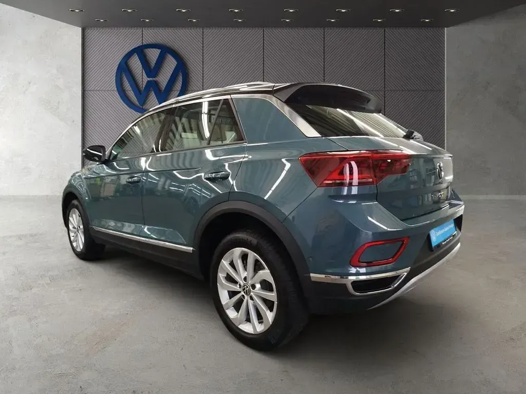 Gebraucht VW T-Roc Style 150 PS (110 kW) 2025 Blau SUV