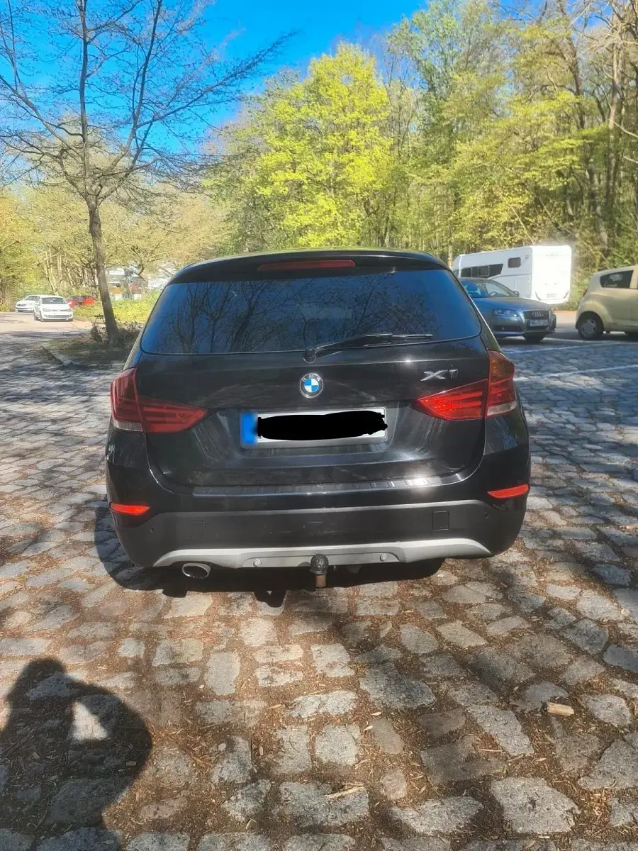 Second-hand BMW X1 150 CP (110 kW) 2012 Negru SUV