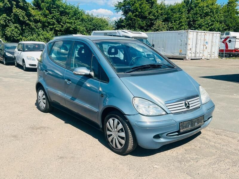 Grau Gebraucht 2004 Mercedes A140 Avantgarde Limousine | 799 € - Bild 1/4