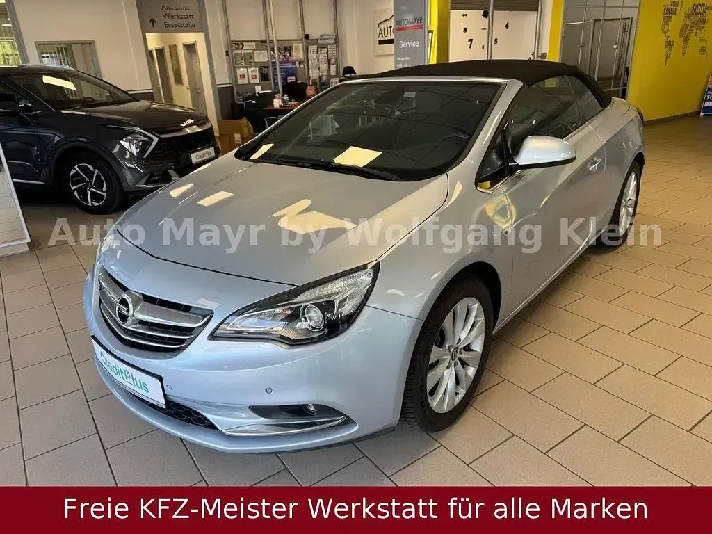 Gebraucht Opel Cascada Innovation 140 PS (102 kW) 2017 Blau Cabrio
