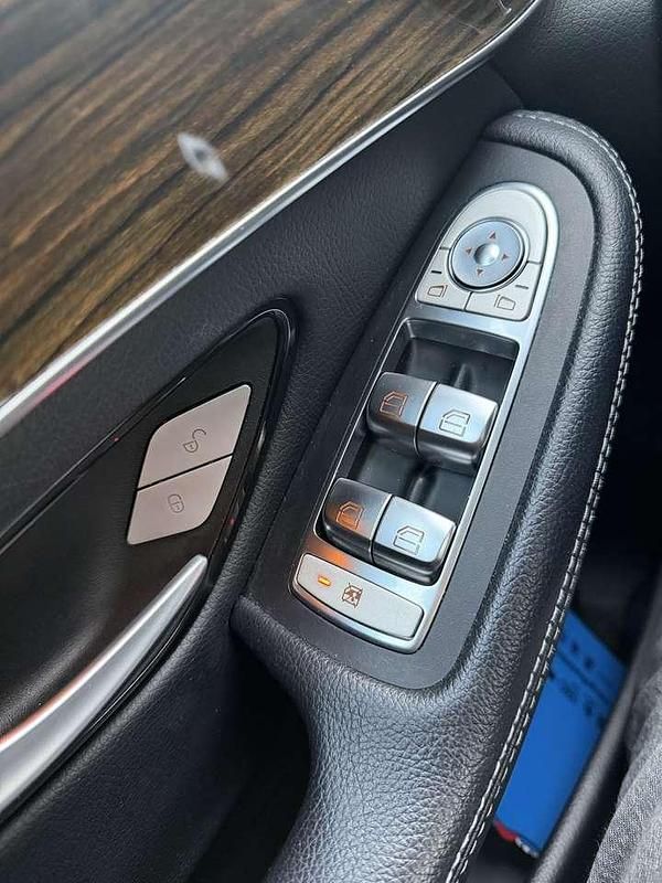 Gebraucht Mercedes GLC220 170 PS (125 kW) 2018 Weiß SUV