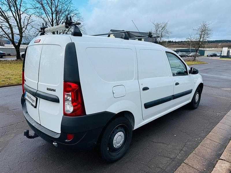 Gebraucht Dacia Logan 75 PS (55 kW) 2011 Weiß Van / Kleinbus