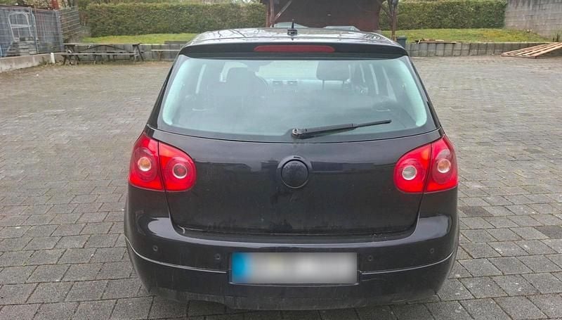 Second-hand VW Golf V 75 CP (55 kW) 2007 Negru Hatchback