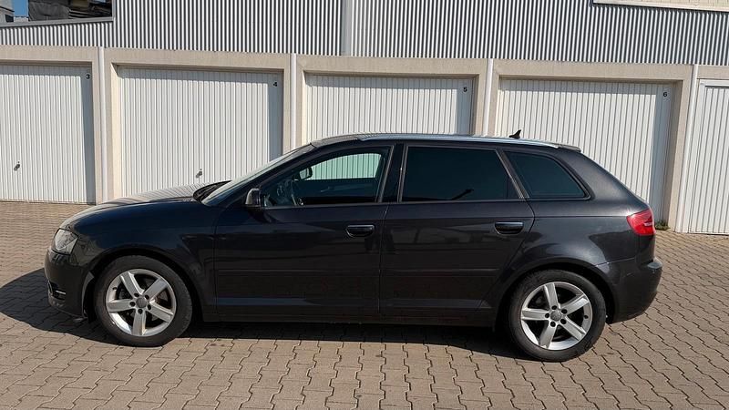 Gebraucht Audi A3 140 PS (102 kW) 2011 Schwarz Kleinwagen