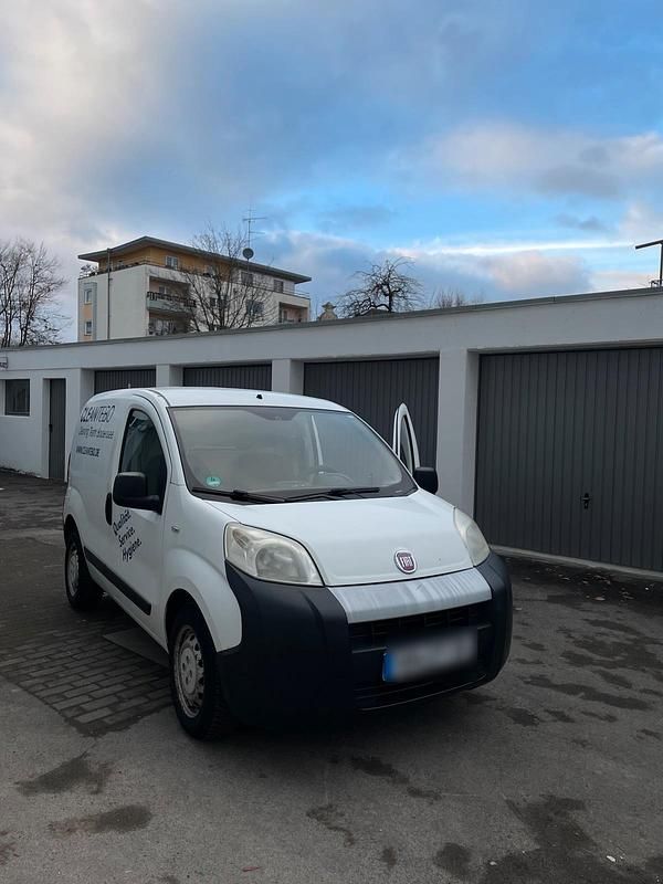 Gebraucht Fiat Fiorino 75 PS (55 kW) 2009 Weiß Van / Kleinbus