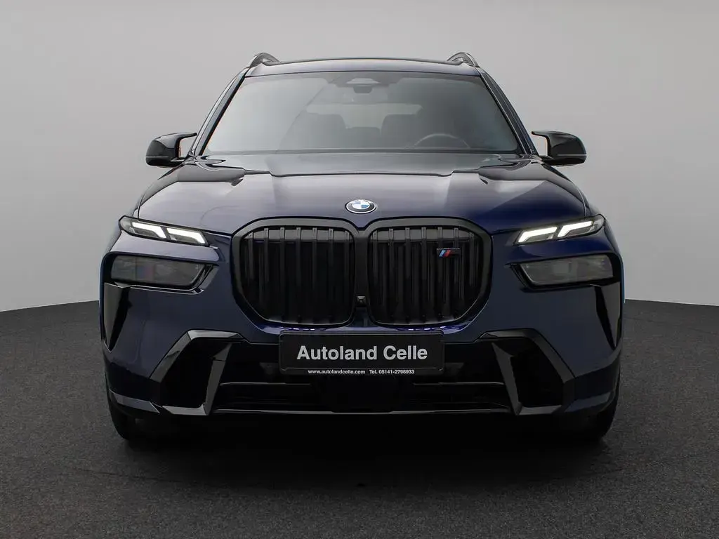 Gebraucht BMW X7 M Sport 530 PS (389 kW) 2023 Bmw individual tansanitblauc3 SUV