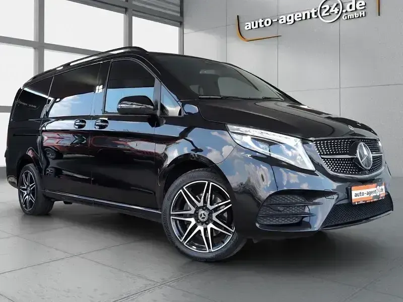Gebraucht Mercedes V300 AMG 237 PS (174 kW) 2022 Van / Kleinbus